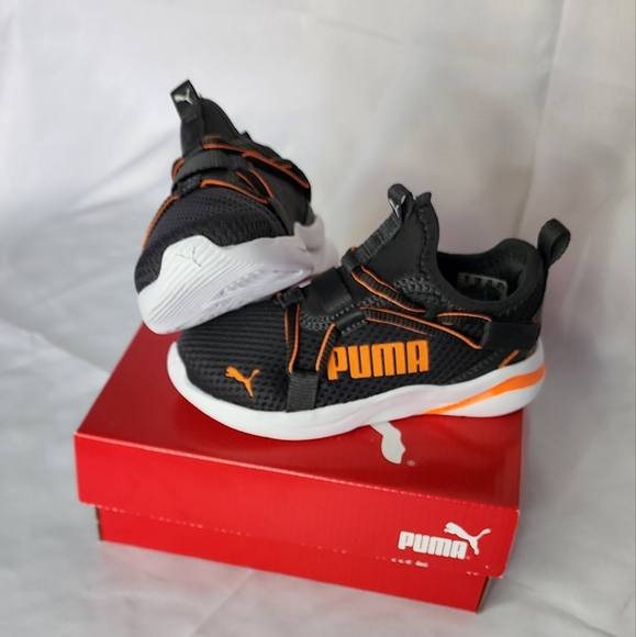 BNIB Kids shoes - Picture 1 of 3